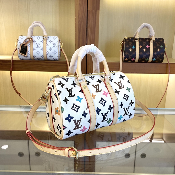 ルイヴィトンバッグ側面デザイン